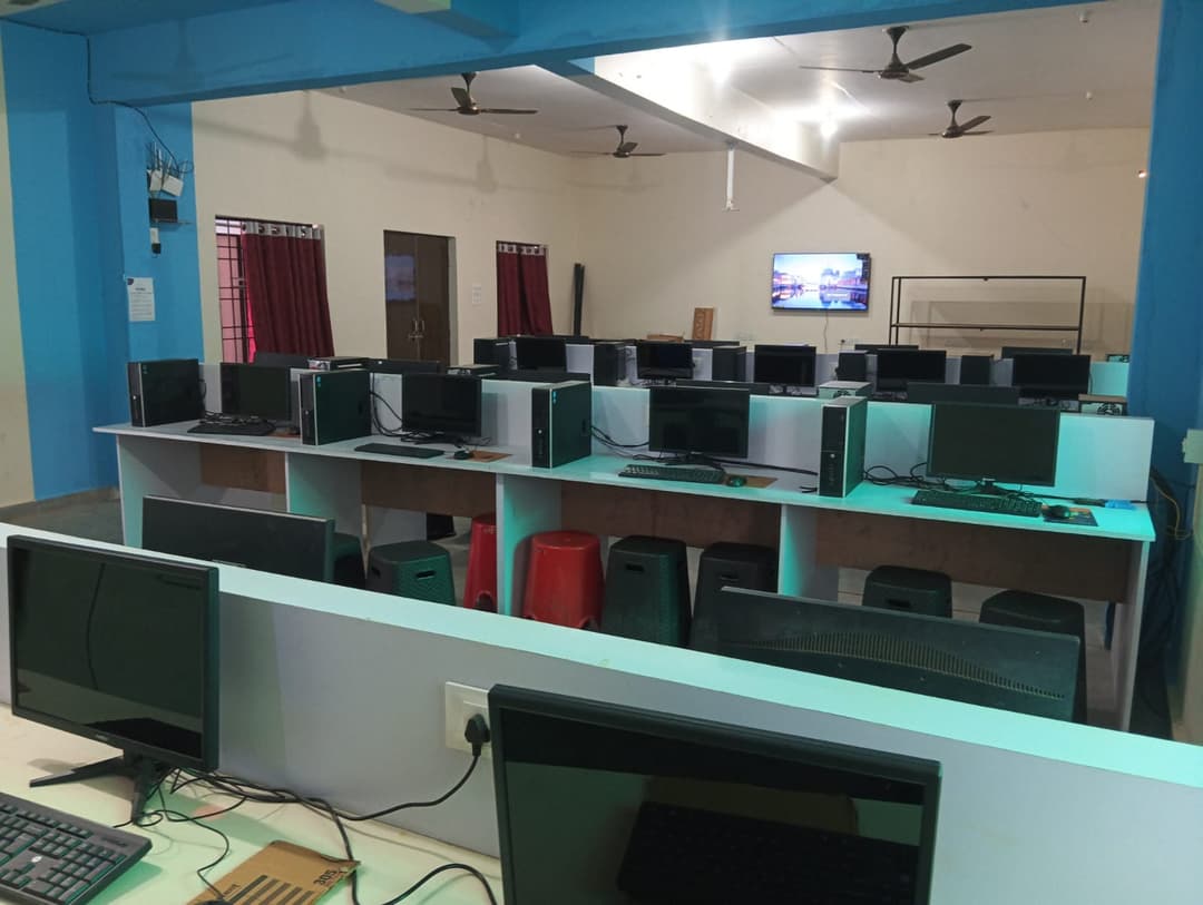 Aadeshwar Academy Computer Laboratory